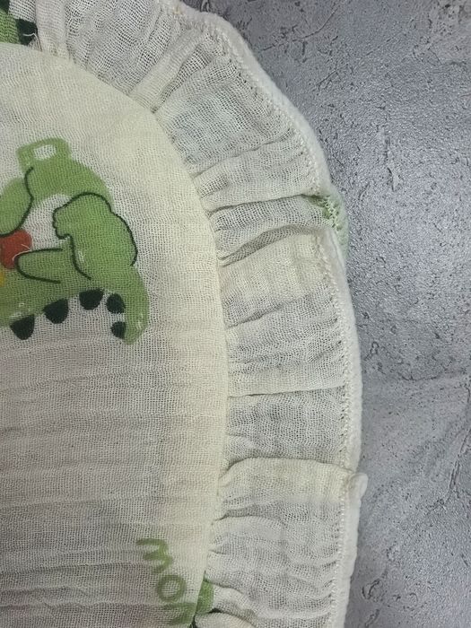 Scalloped ruffle — muslin baby textile by Jingwei Youpin